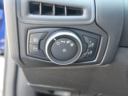 Used 2017 Ford Focus SEL FWD image 16