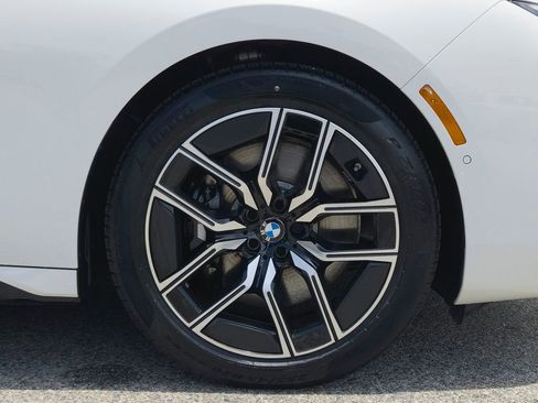 New 2026 BMW 740i RWD image 6