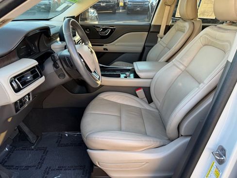 Used 2023 Lincoln Aviator Reserve image 16