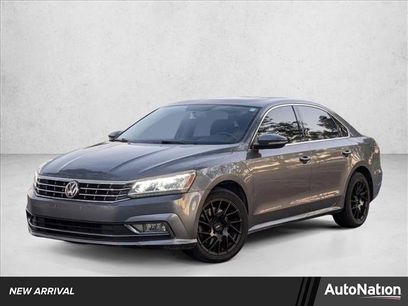 Used 2018 Volkswagen Passat 2.0T SE w/ SE Lighting Package