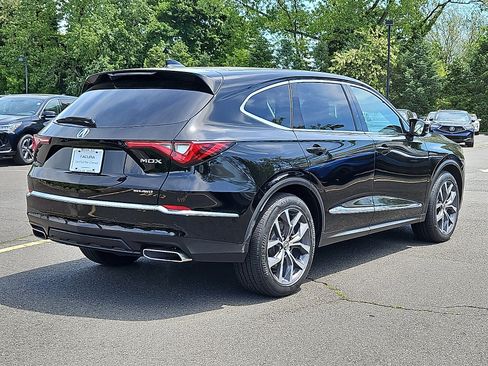 Certified 2024 Acura MDX SH-AWD w/ Technology Package image 7