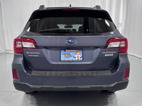 Used 2017 Subaru Outback 2.5i Premium AWD/4WD image 6