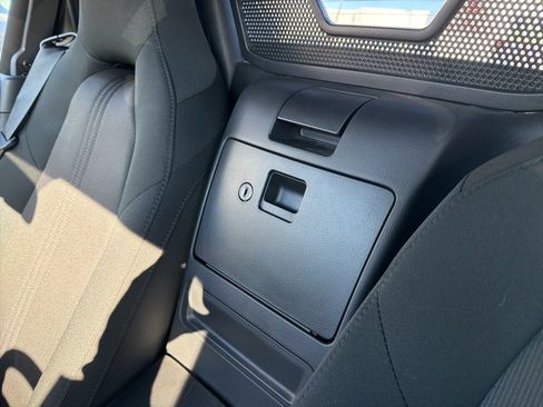 Used 2022 MAZDA MX-5 Miata Sport image 25