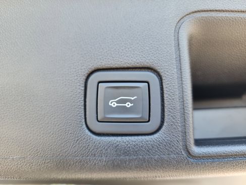 Certified 2023 GMC Terrain AT4 AWD/4WD image 34