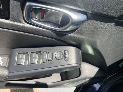Used 2024 Honda Civic EX-L image 10