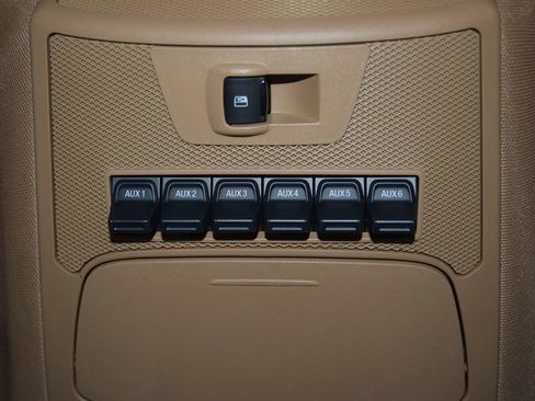 Used 2022 Ford F350 Lariat w/ Lariat Ultimate Package AWD/4WD image 51