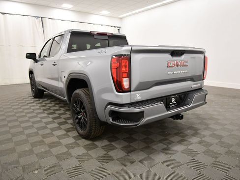 Used 2024 GMC Sierra 1500 Elevation w/ Preferred Package AWD/4WD image 5