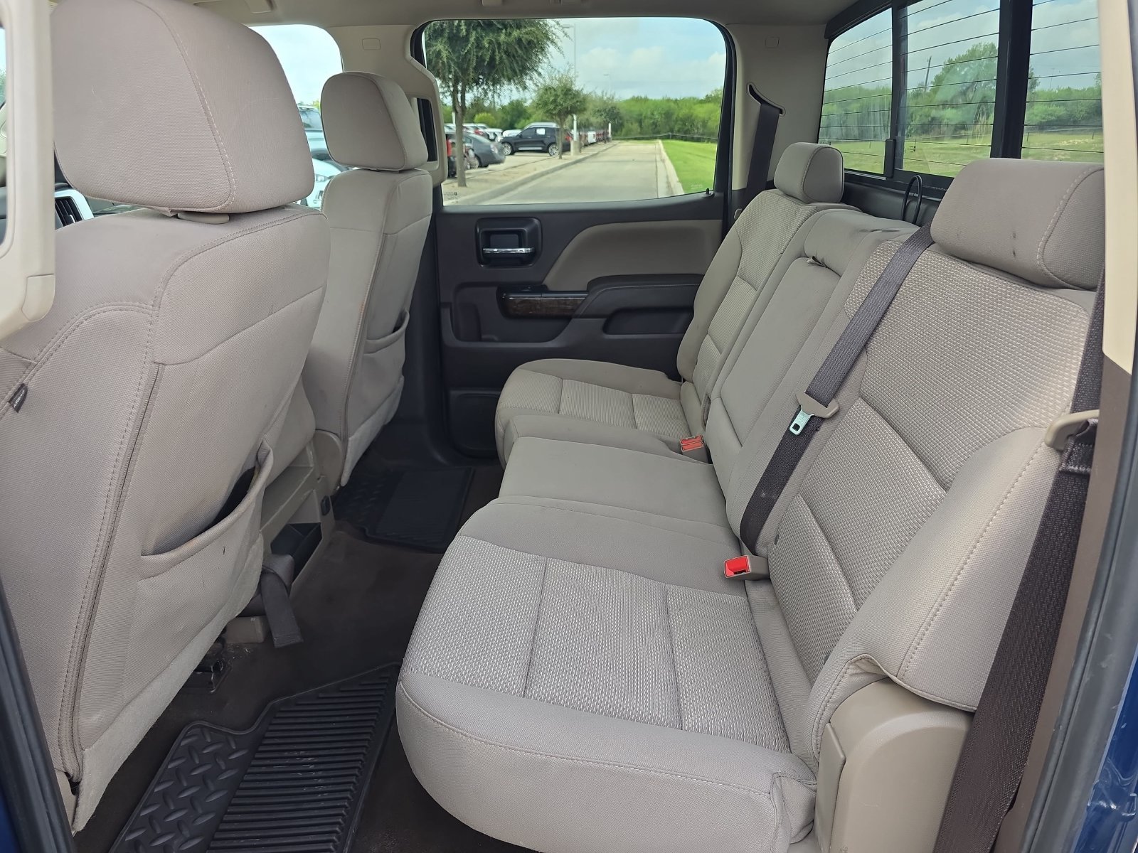 Used 2018 Chevrolet Silverado 1500 LT w/ Texas Edition RWD image 12