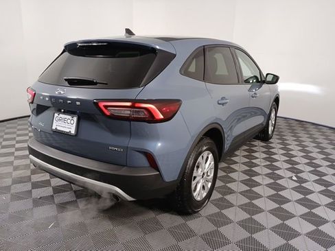 Used 2025 Ford Escape Active image 7