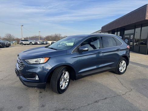Used 2019 Ford Edge SEL w/ Equipment Group 201A image 3