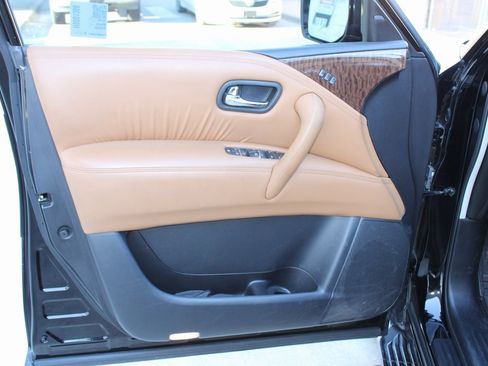 Used 2017 Nissan Armada Platinum image 20