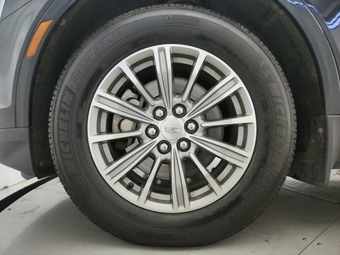 Used 2017 Cadillac XT5 Luxury w/ Driver Awareness Package AWD/4WD image 37