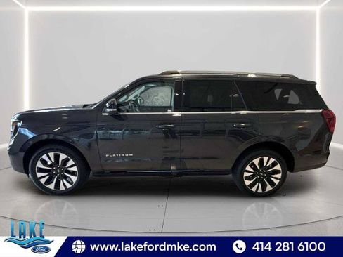 Certified 2025 Ford Expedition Platinum w/ Driver's Package AWD/4WD image 4