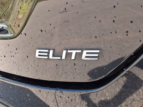 Used 2023 Honda Pilot Elite image 36