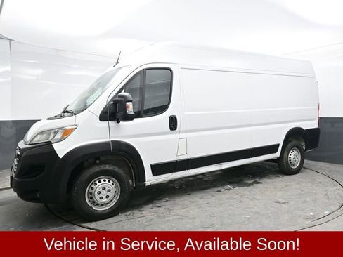 Used 2024 RAM ProMaster 2500 w/ Convenience Group image 3