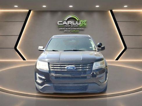 Used 2017 Ford Explorer 4WD Police Interceptor image 2