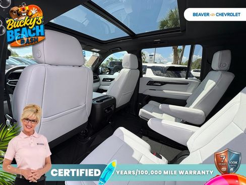 Used 2026 Chevrolet Suburban Premier w/ Sun And Tow Package RWD image 15