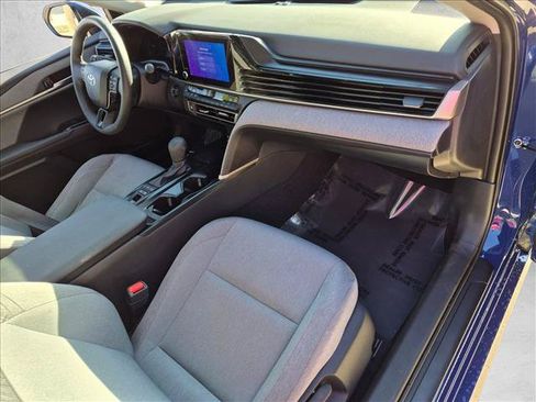 Used 2025 Toyota Camry LE w/ Convenience Package FWD image 20