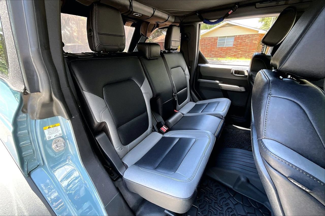 Used 2023 Ford Bronco Black Diamond w/ Sasquatch Package AWD/4WD image 21