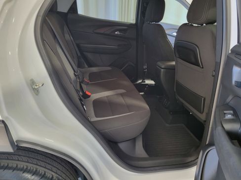 Certified 2022 Chevrolet TrailBlazer LT w/ Convenience Package image 31