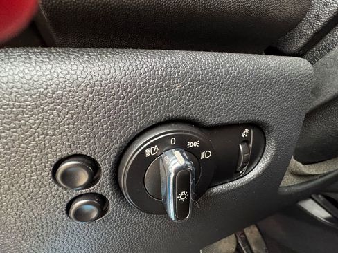 Used 2016 MINI Cooper 2-Door Hardtop image 24