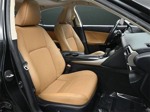 Used 2019 Lexus IS 300 AWD w/ Navigation Package image 22