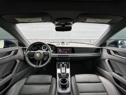 Certified 2021 Porsche 911 Carrera RWD image 6