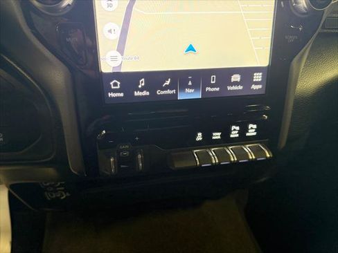 Certified 2025 RAM 2500 Big Horn AWD/4WD image 41