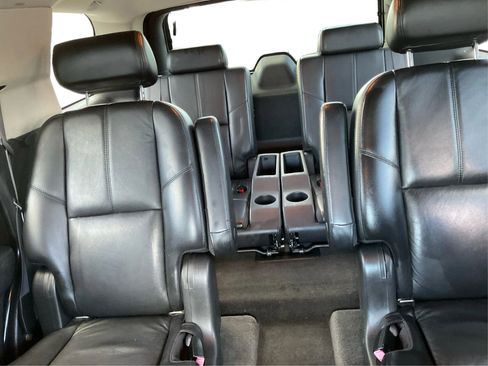 Used 2007 GMC Yukon SLT w/ SLT Preferred Equipment Group image 14