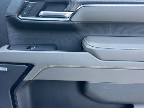 Used 2024 Chevrolet Silverado 1500 ZR2 w/ Technology Package image 21