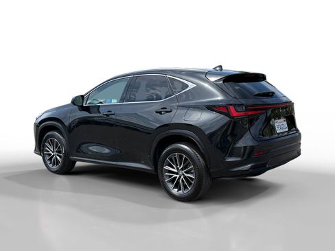Used 2023 Lexus NX 250 FWD image 3