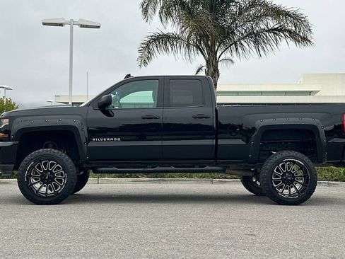 Used 2018 Chevrolet Silverado 1500 Custom w/ LPO, Black Pack RWD image 6