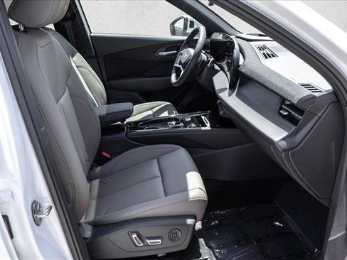 New 2026 Audi Q3 quattro 2.0T AWD/4WD image 25