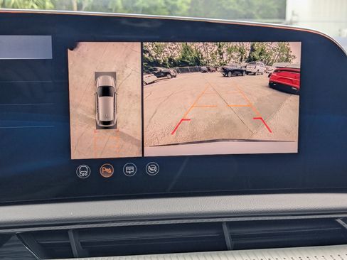 New 2025 Cadillac Optiq Sport 1 image 8