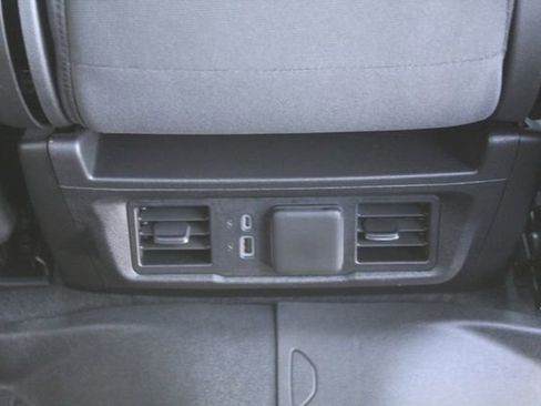 Used 2026 Chevrolet Silverado 1500 LT AWD/4WD image 18