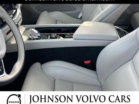 Used 2023 Volvo XC60 B5 Ultimate w/ Protection Package Premier AWD/4WD image 8