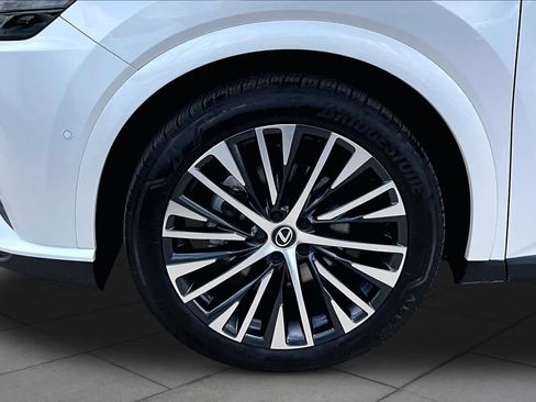 Used 2024 Lexus RX 350 Premium Plus w/ Convenience Package FWD image 11