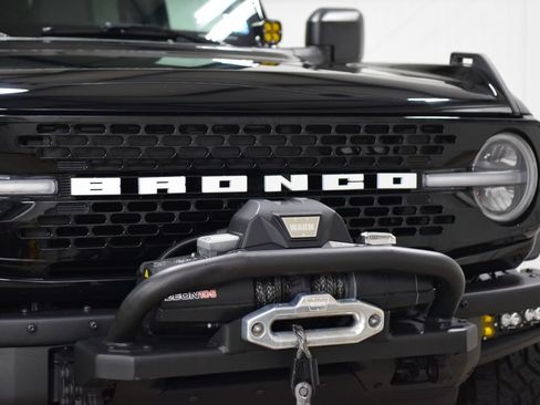 Used 2024 Ford Bronco Everglades AWD/4WD image 9