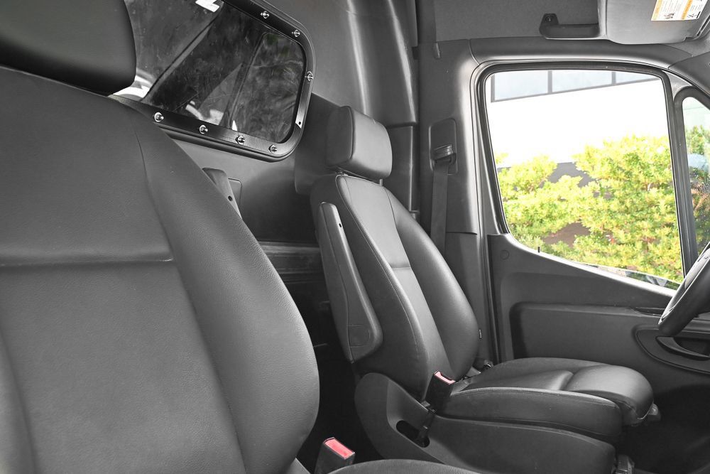 Used 2021 Mercedes-Benz Sprinter 3500 w/ Suspension Seating Package image 27