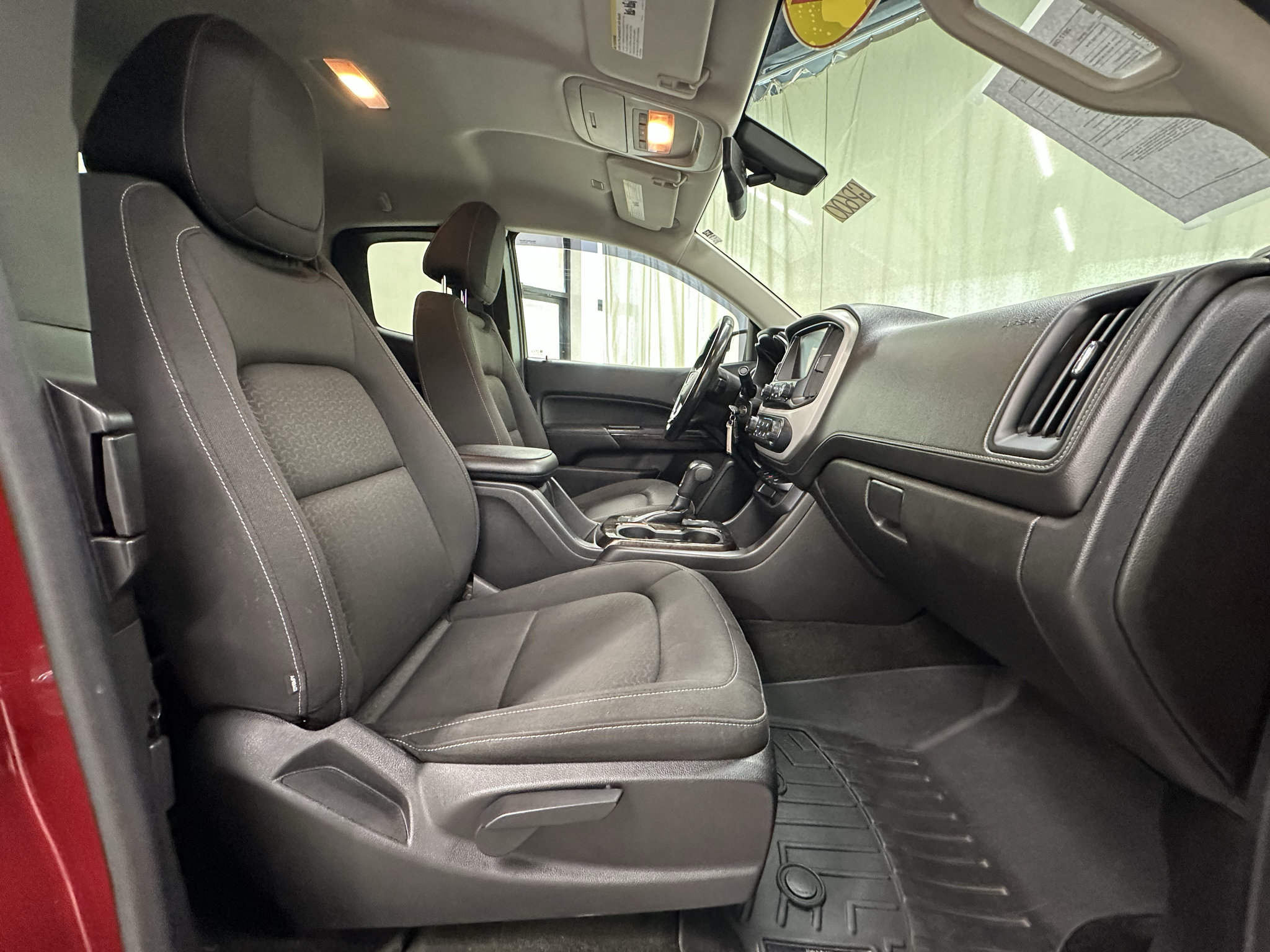 Used 2017 GMC Canyon SLE w/ SLE Convenience Package RWD image 20