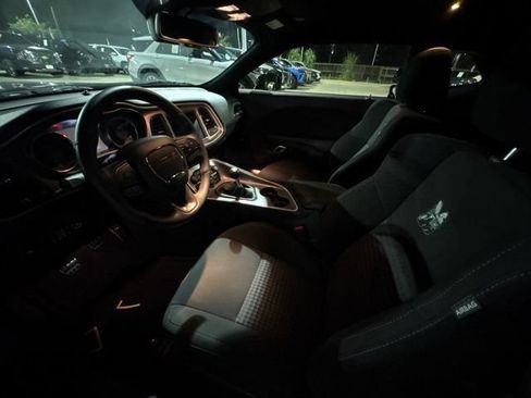 Used 2022 Dodge Challenger R/T Scat Pack RWD image 11