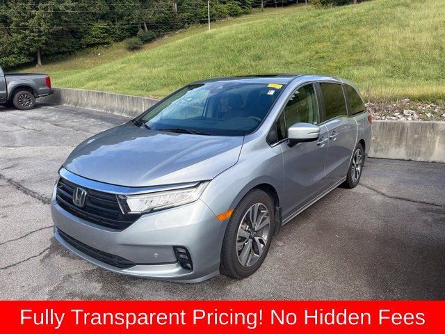 Used 2021 Honda Odyssey Touring image 3