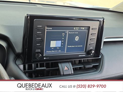 Used 2021 Toyota RAV4 LE w/ Carpet Mat Package (TMS) AWD/4WD image 17