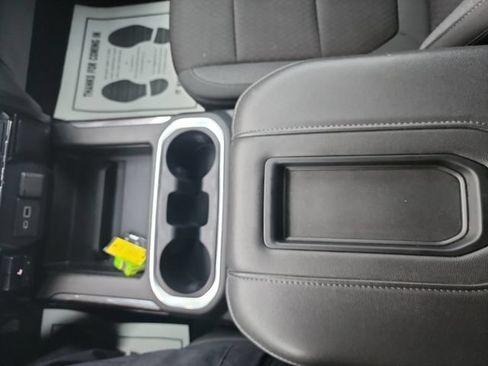 Used 2020 GMC Sierra 1500 Elevation w/ Elevation Value Package AWD/4WD image 21