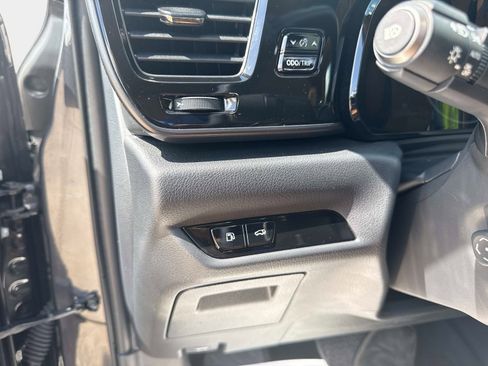 Used 2025 Lexus NX 250 FWD w/ Accessory Package (K3) image 30