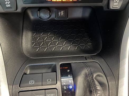 Certified 2025 Toyota RAV4 XLE AWD/4WD image 20