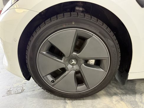Used 2021 Tesla Model 3 Standard Range Plus RWD image 26