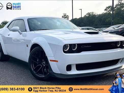 Used 2023 Dodge Challenger R/T Scat Pack RWD image 31