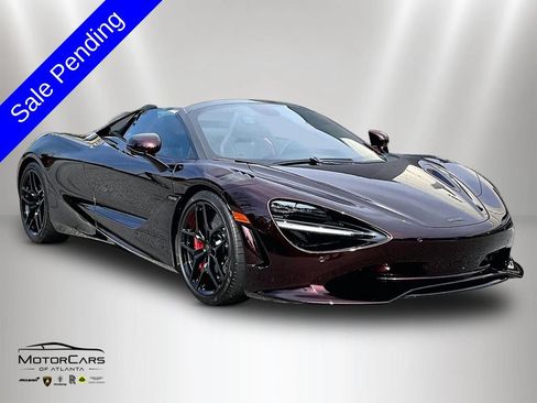 Used 2027 McLaren 750S Spider RWD image 2