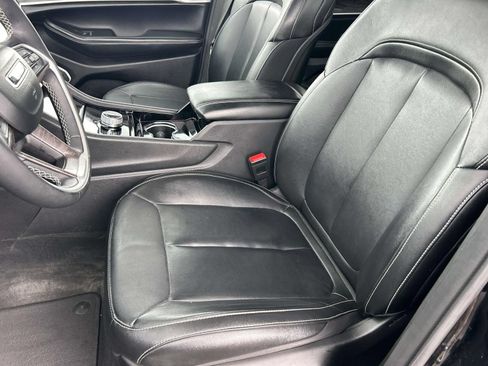 Used 2023 Jeep Grand Cherokee L Limited AWD/4WD image 20